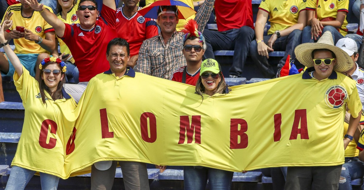 varsityliquorsbar - HOY FUTBOL CON ´´URUGUAY VS. COLOMBIA`` - Where? Que hay  para hacer hoy