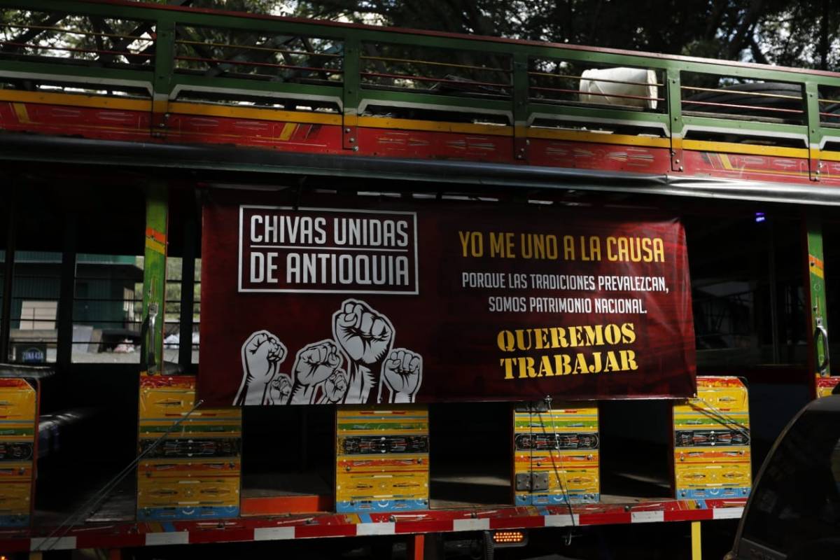 La medida regirá desde este jueves y hasta el 7 de enero del próximo año, y busca evitar aglomeraciones para así reducir la probabilidad de contagios durante las celebraciones decembrinas. FOTO CAMILO SUÁREZ