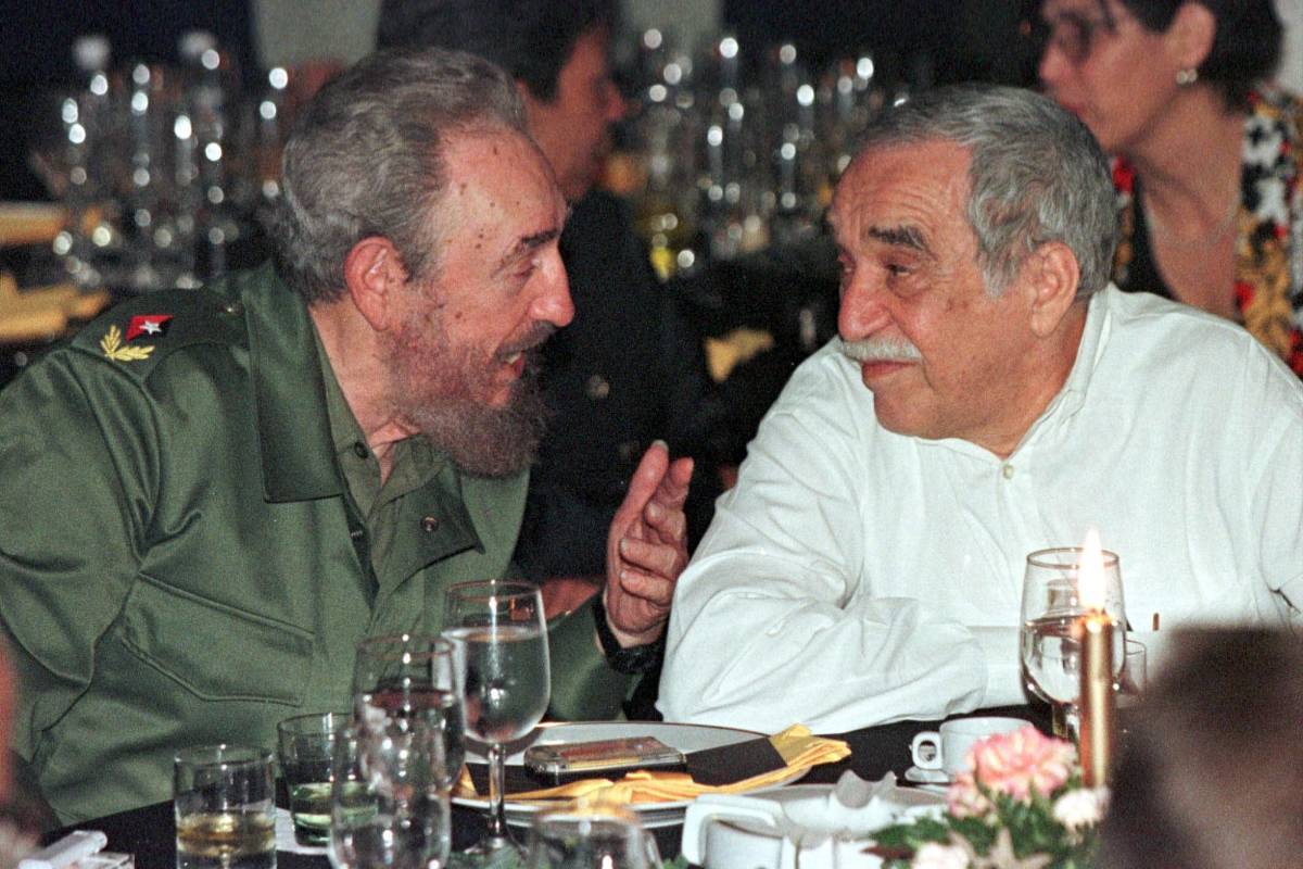 La cercanía de ‘Gabo’ con Fidel era inocultable, lo que le trajo varias críticas al Nóbel. FOTO REUTERS