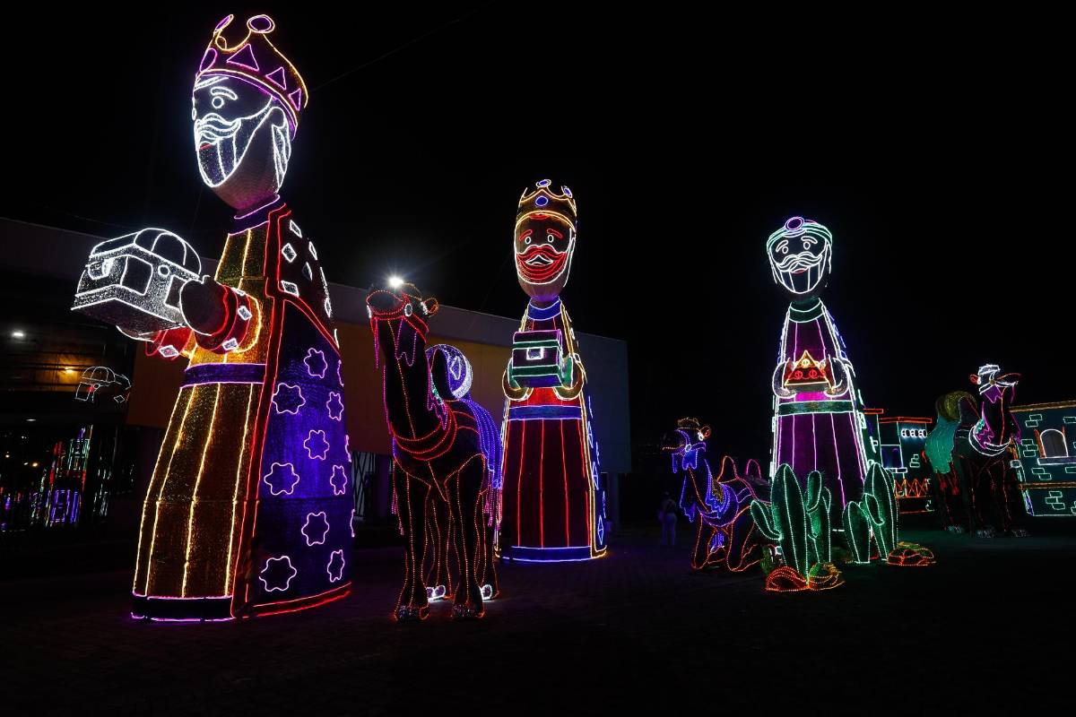 Un ritual de encendido navideño a través del alumbrado, atracción turística de la ciudad de Medellín. Foto: Manuel saldarriaga quintero