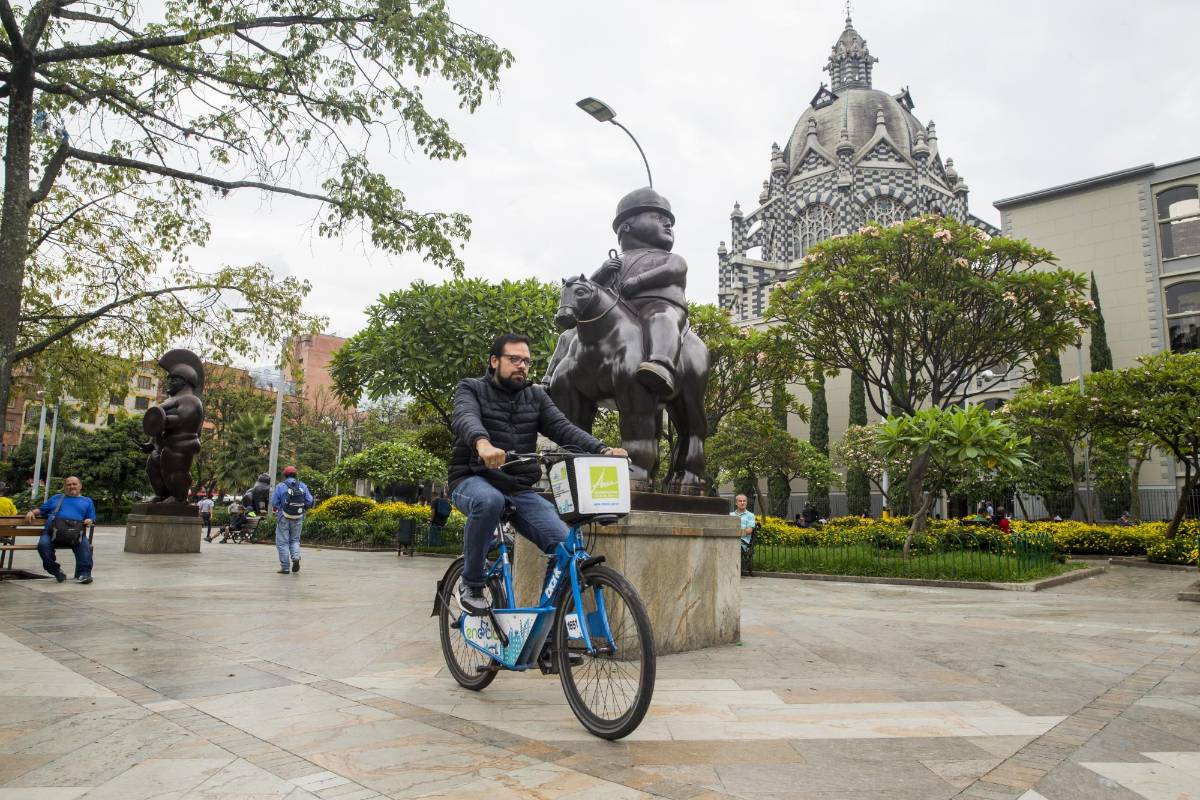 Plazoleta de Botero frente al museo de Antioquia. Foto: Esteban Vanegas