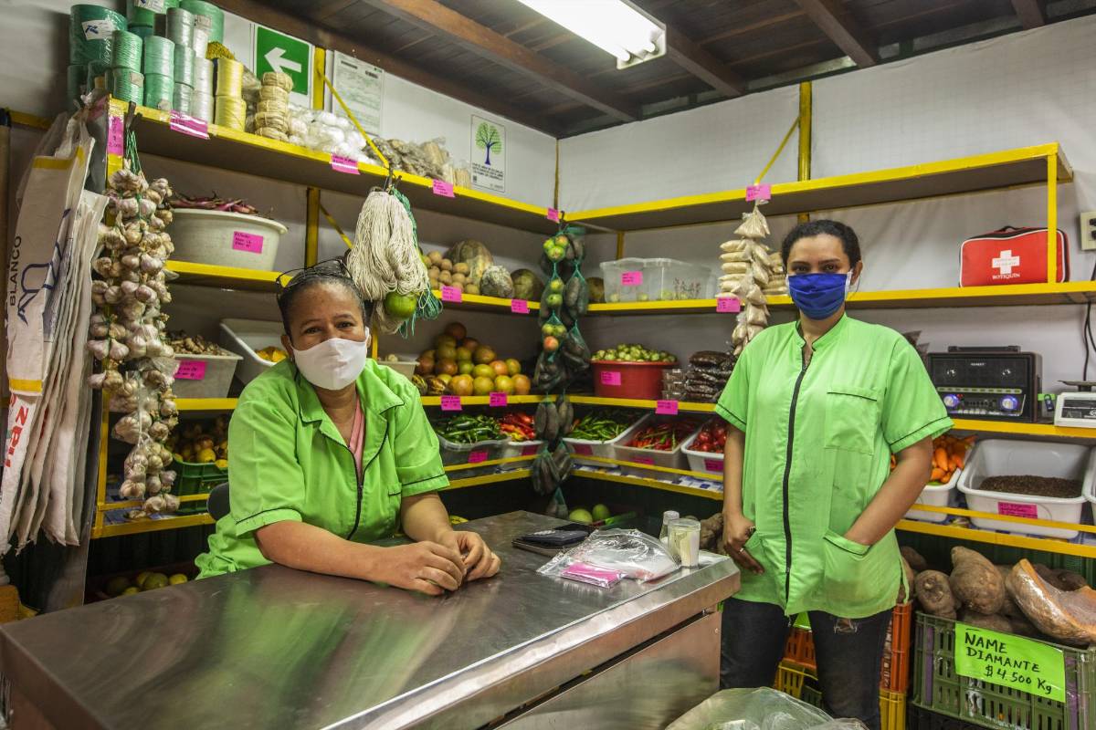 Los sectores de Carnes, Verduras y Frutas están abiertos de nuevo. Foto: Carlos Velásquez