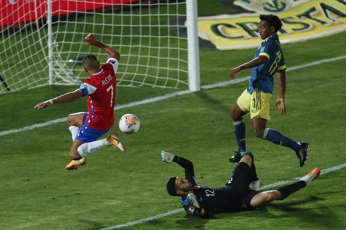 Alexis Sánchez adelantó a Chile en un momento en que la selección cayó en un bache y bajo su ritmo inicial. Foto AFP