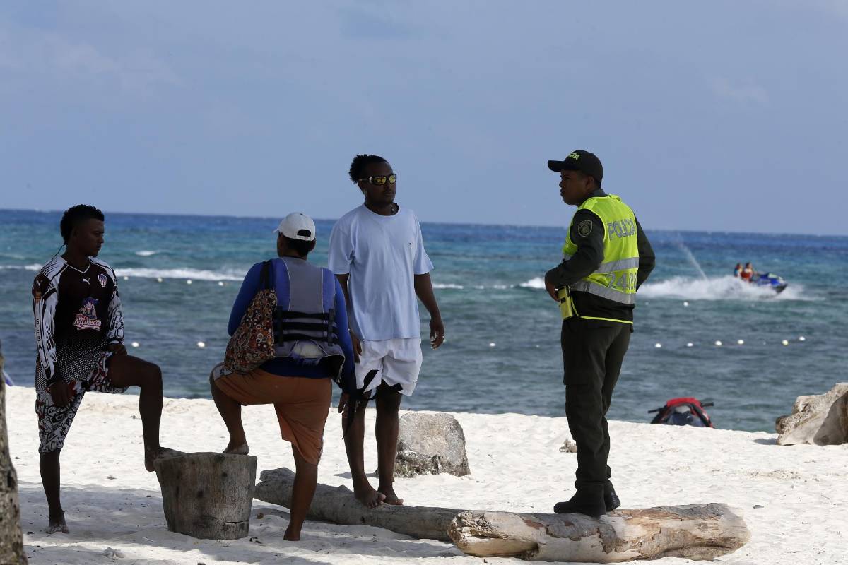 Los pescadores han dicho que temen retormar sus faenas al meridiano 82. 