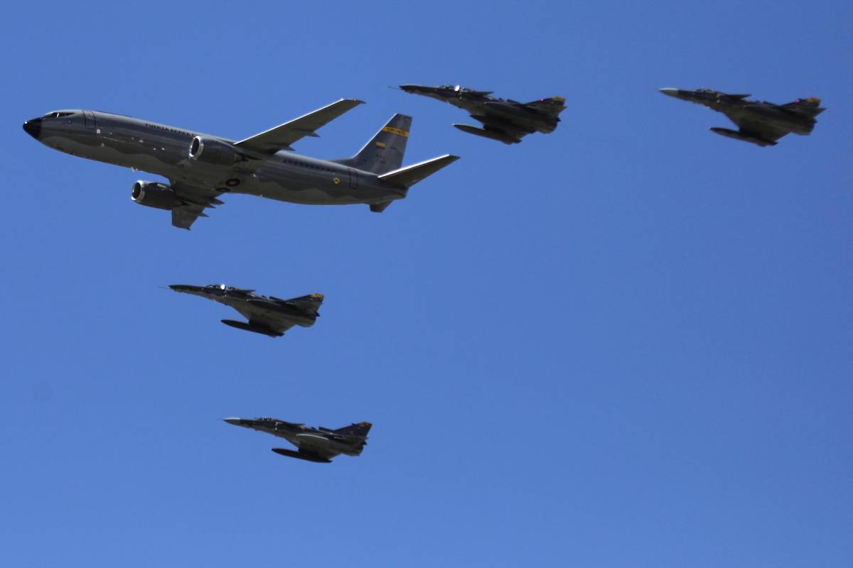 Aparte de destacar la gran calidad de las acrobacias vistas en el primer día, se destacó la importancia del evento para el país. FOTO AFP