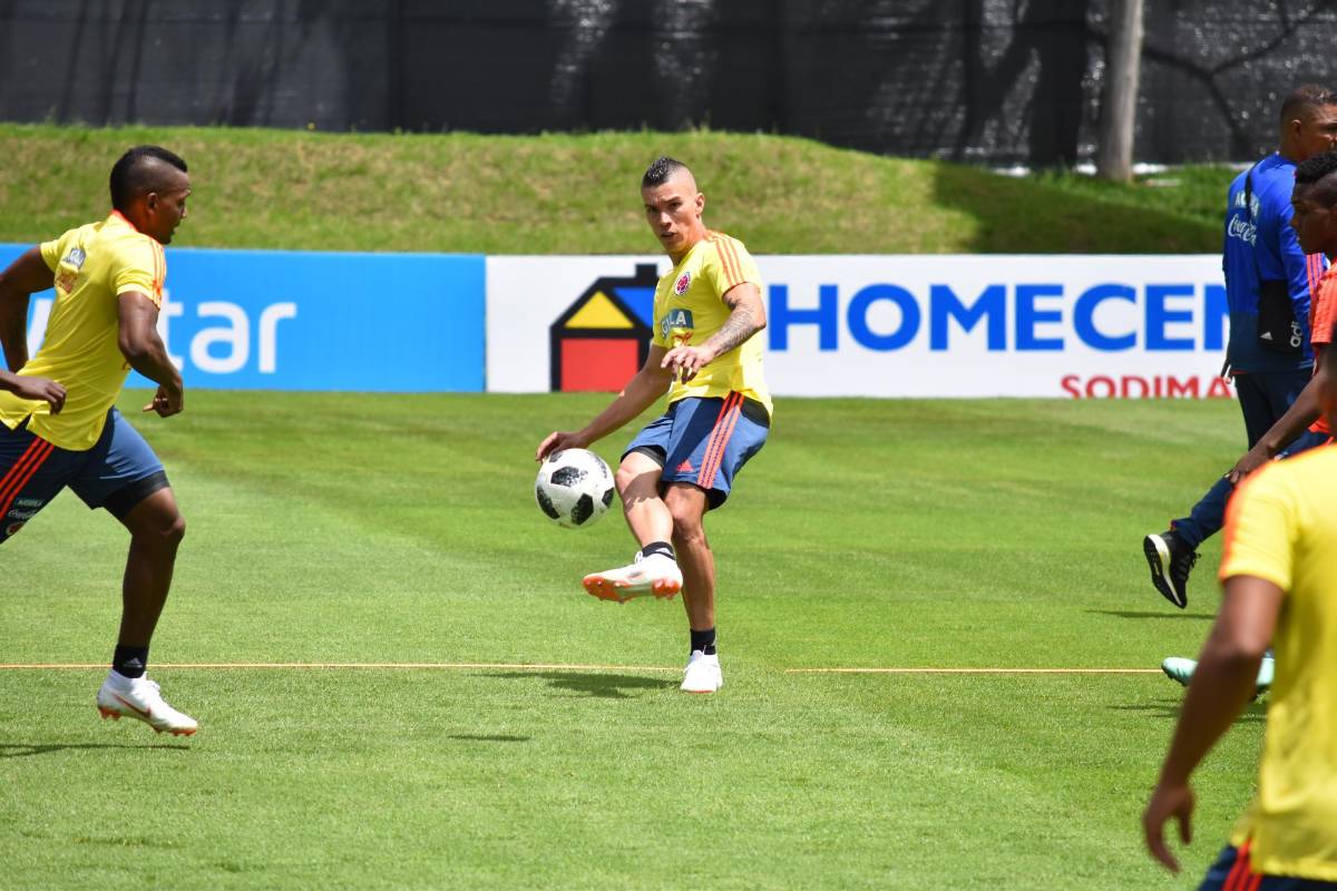 Mateus Uribe, del América de México, realizó trabajo de campo con sus compañeros de Selección. FOTO CORTESÍA FEDERACIÓN COLOMBIANA DE FÚTBOL