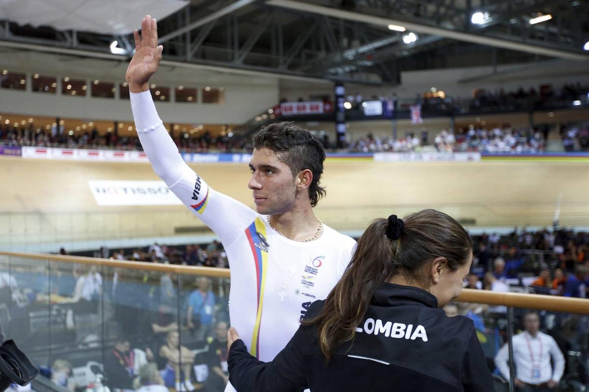 La prueba del ómnium reúne seis pruebas en una, y en la tarde del viernes Gaviria era líder parcial. FOTO AP