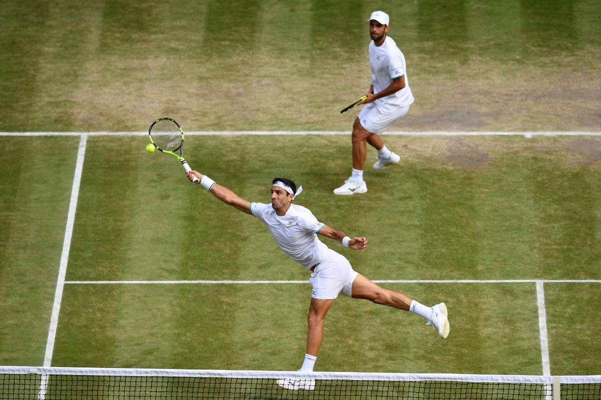 Este es el segundo título de los vallecaucanos sobre césped, el primero fue el ATP 250 de Eastbourne (Reino Unido), hace tres semanas. FOTO AFP