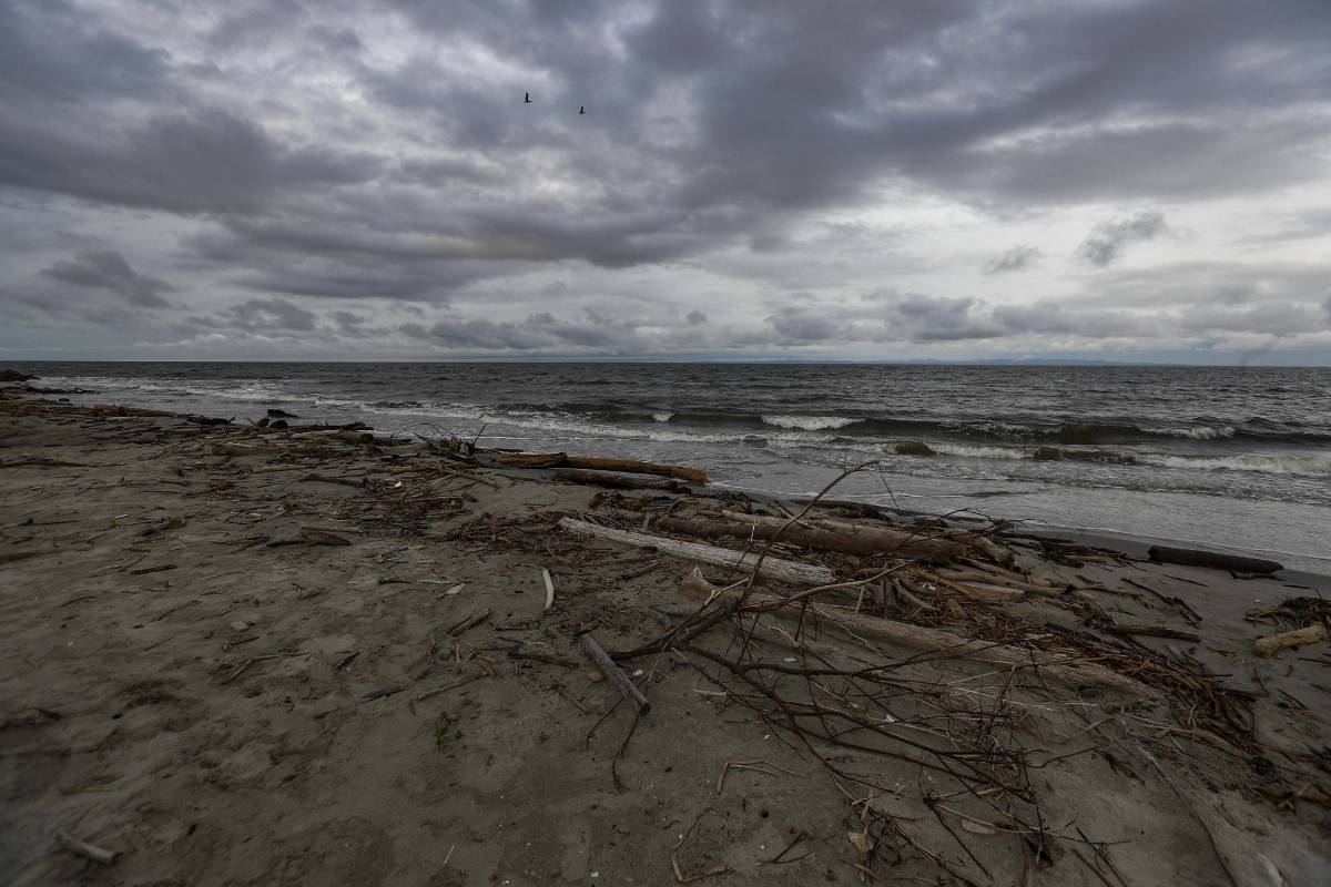 Las Medidas de bioseguridad para volver al mar, implicaran un cambio de mentalidad en la forma de vacacionar con el fin de garantizar el cuidado para evitar contagios de covid . Foto: Manuel Saldarriaga Quintero.