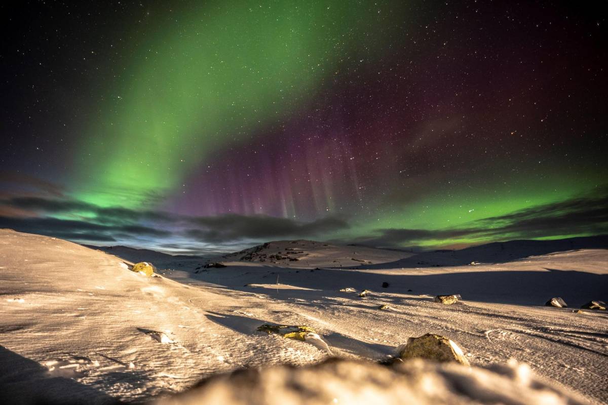  Fotografía que muestra una aurora boreal en Finse, al sur de Noruega. EFE/ Heiko Junge 