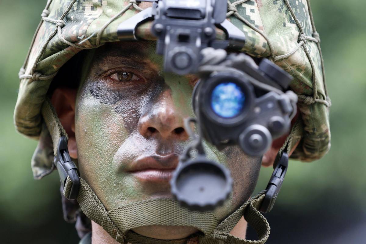 Ejercicios de entrenamiento de la Brigada Móvil numero 25 de la Fuerza de Tarea Nudo del Paramillo del Ejército, cuya misión es combatir a los frentes 18 y 36 de las Farc, al Eln y a las Bacrim en el norte de Antioquia y sur de Córdoba. Foto: Donaldo Zuluaga Velilla