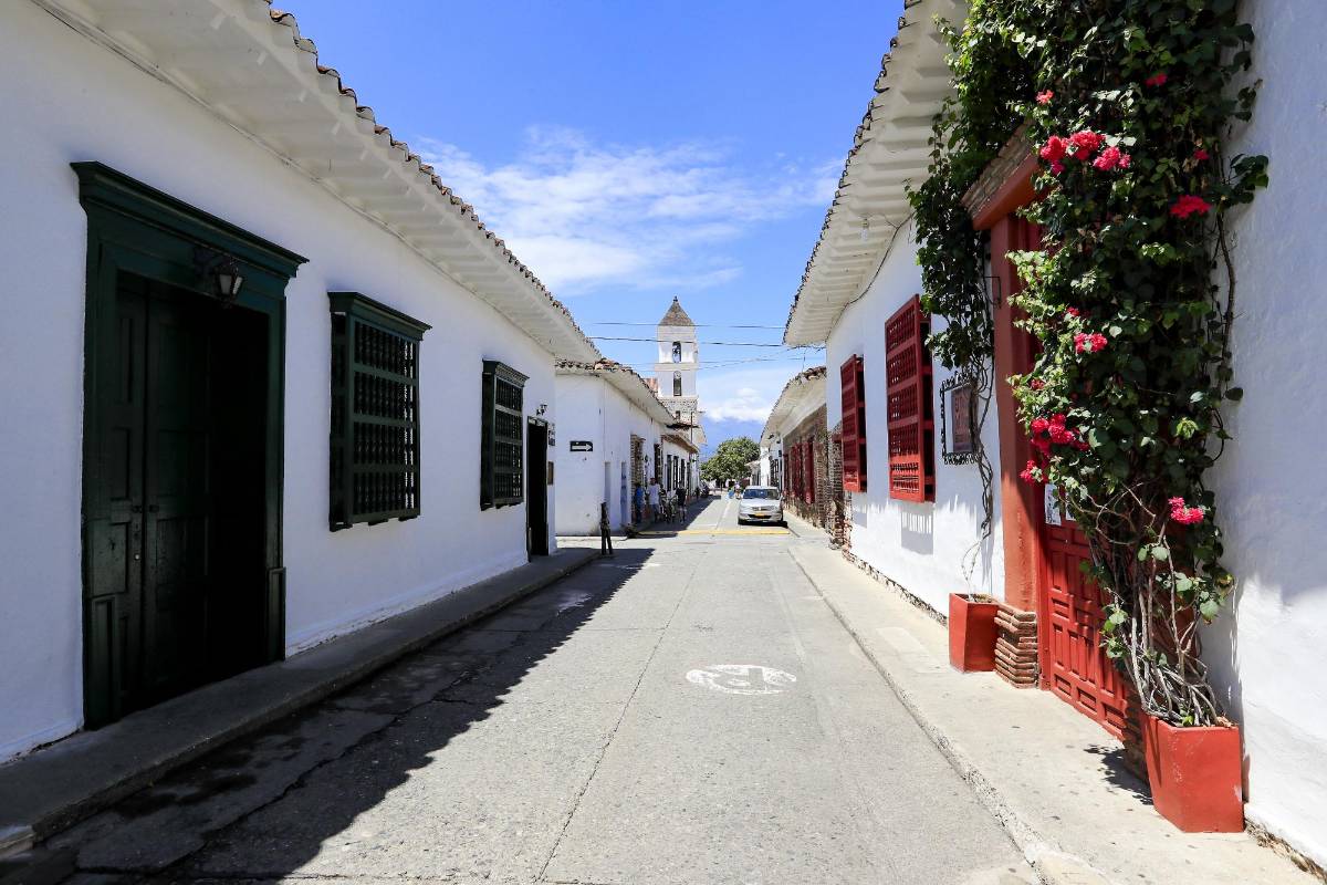 Recorrido por el Municipio de Santa Fe de Antioquía para ver la reactivación del comercio . Foto: Jaime Pérez Munévar