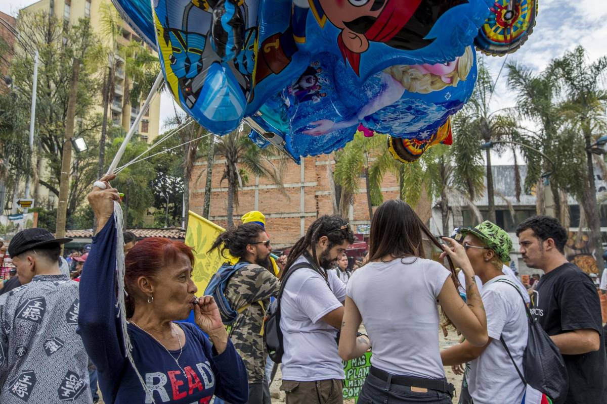 Para acompañar el evento, los organizadores posicionaron dos tarimas donde se presentaron grupos musicales. Foto: Santiago Mesa