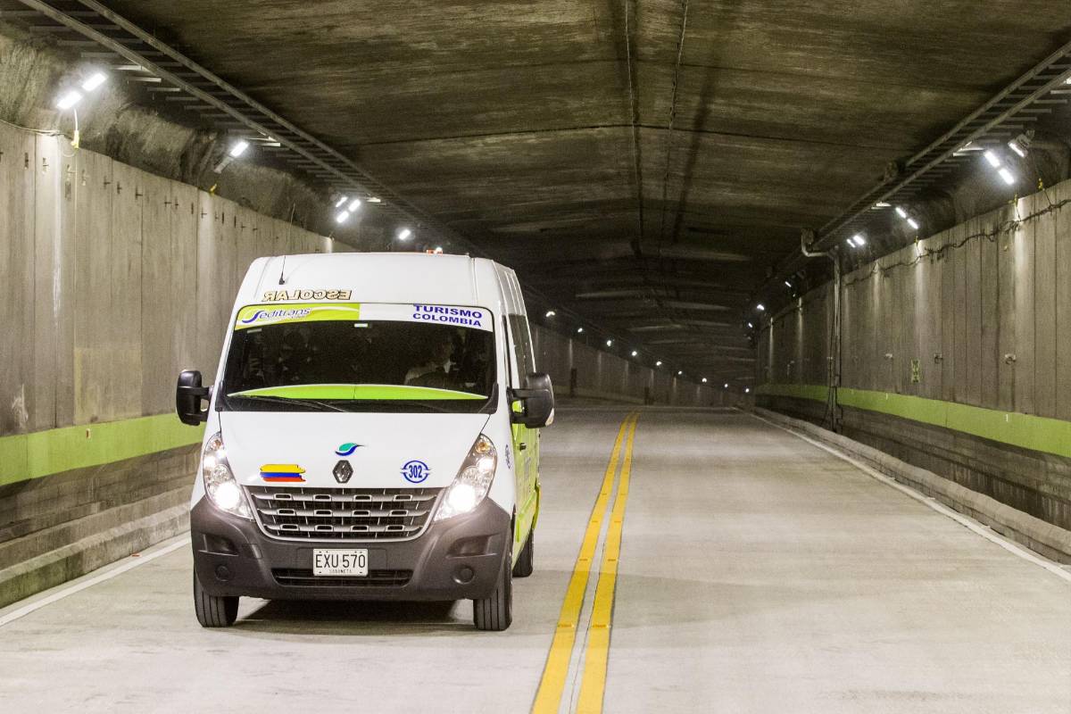 En esta megaobra cuenta, según sus constructores, con altos estándares de seguridad, entre ellos destaca un sistema de ventilación, sistema contra incendios y la realización de una vía de escape para emergencias y que a futuro funcionará como una segunda calzada para tráfico en un único sentido. FOTO Julio César Herrera 