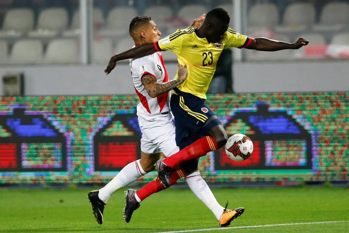 Los dirigidos por Pekerman soportaron con valentía y sentido de pertenencia los últimos minutos del juego clave. Rusia 2018 espera por Falcao y compañía. FOTOS REUTERS Y AFP