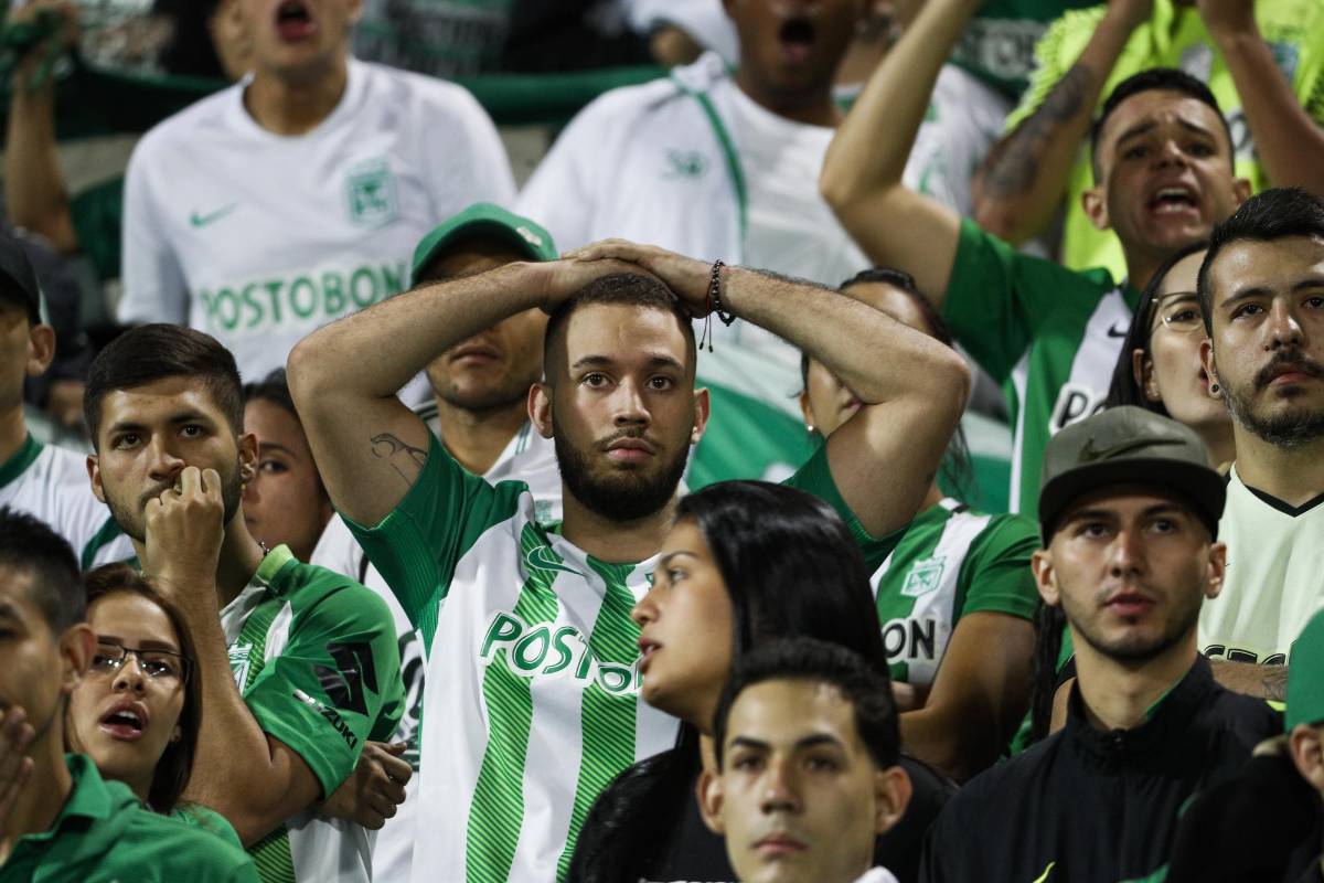 Una jornada de tristeza para los Hinchas verdes. Foto: Manuel Sagarriaga