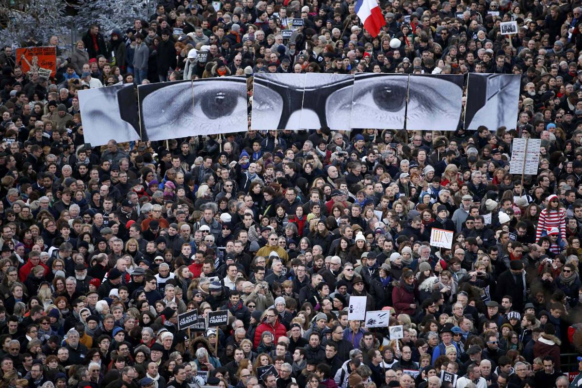 Los mortíferos ataques a un semanario satírico, un mercado casher y la policía fueron un punto de inflexión para Francia que algunos compararon con el 11 de septiembre. FOTO REUTERS