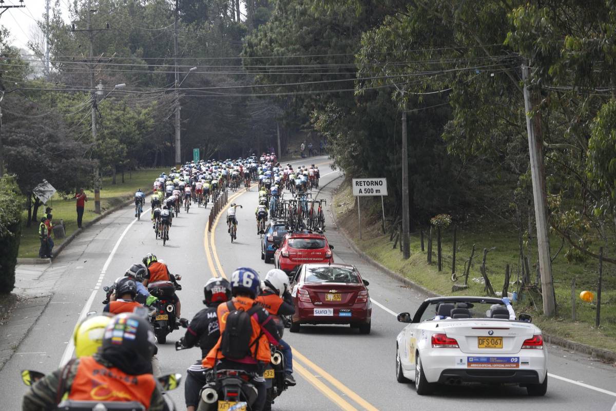 Segunda etapa del Tour Colombia 2.1 en la que participan 28 equipos. FOTOS JUAN ANTONIO SÁNCHEZ, MANUEL SALDARRIAGA Y JUAN DAVID ÚSUGA