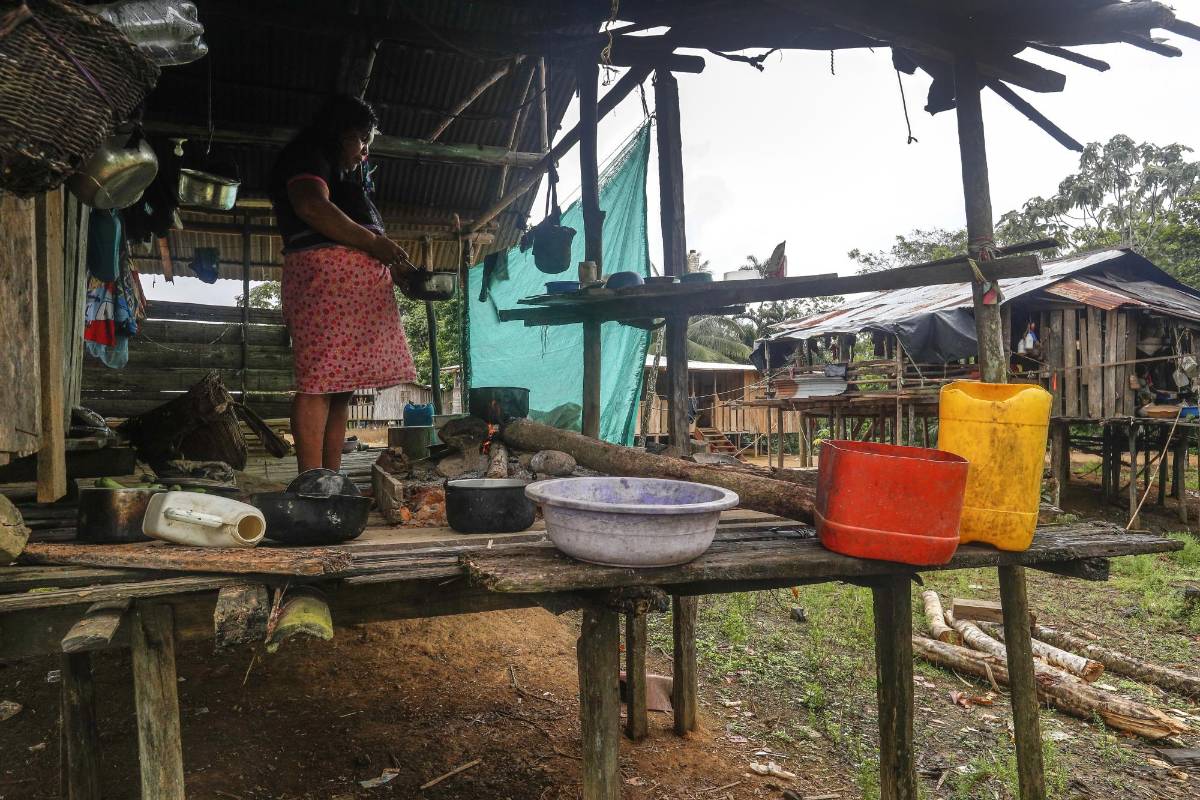 En el caserío de Chajeradó habitan 230 personas en 30 kioscos, una tienda y una escuelita de tres aulas. Foto: Manuel Saldarriaga Quintero