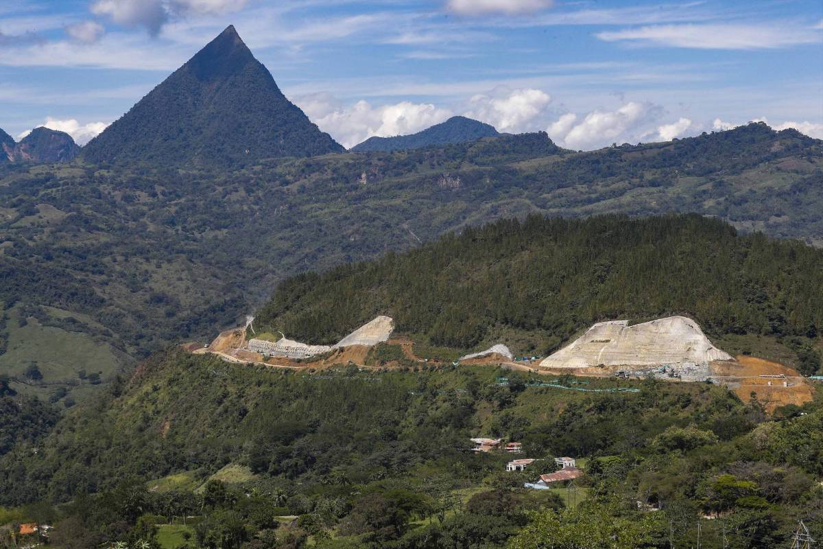 En un 40% de avance se encuentran las obras del proyecto pacifico 1 en el Suroeste Antioqueño. Foto: Manuel Saldarriaga Quintero