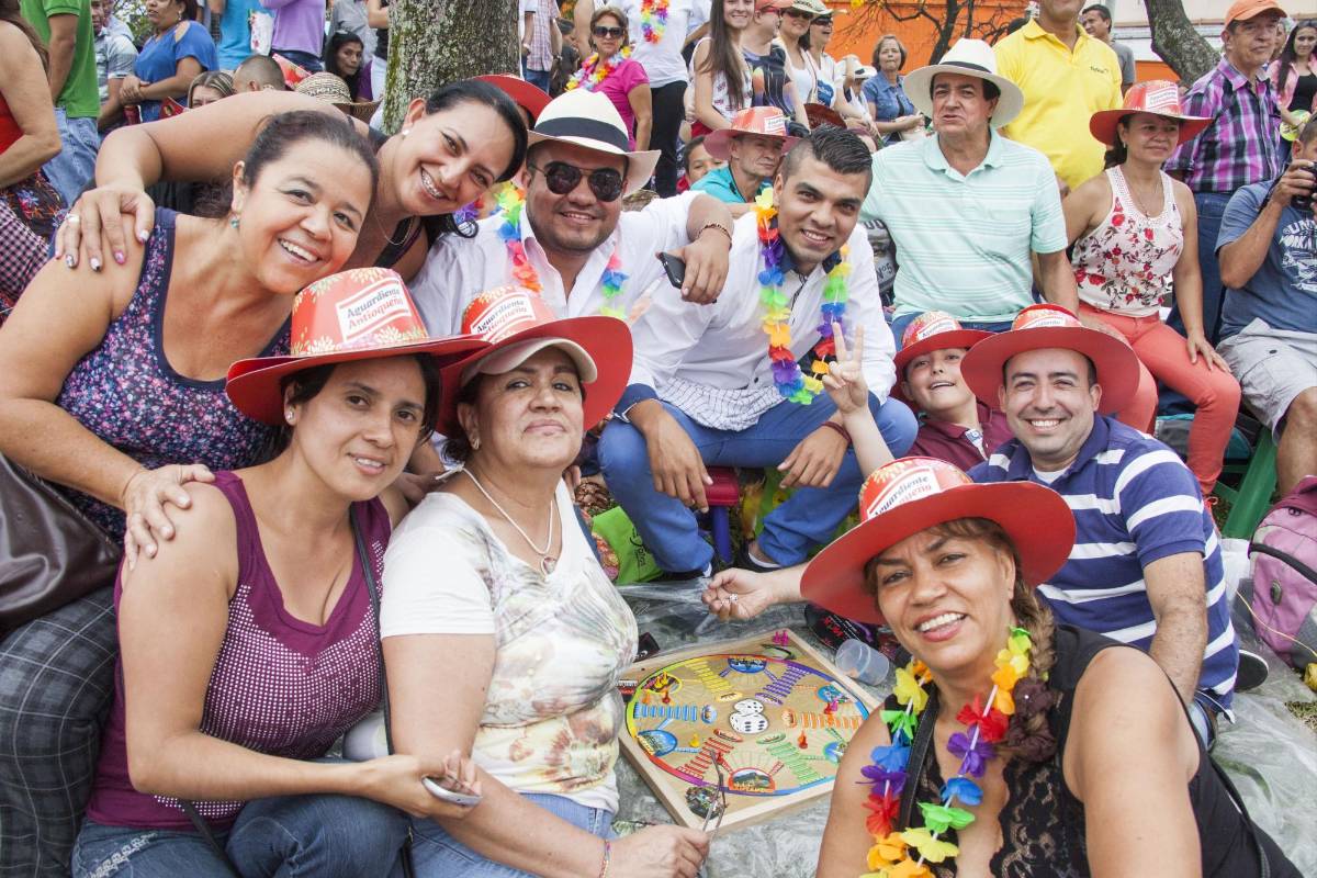 Asistentes al Desfile de Silleteros. FOTO MARIO VALENCIA.
