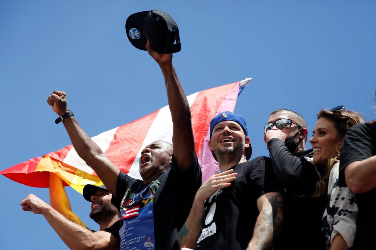 “Residente” también es secundado en todo el mundo gracias a los 3,4 millones de seguidores con que cuenta en Instagram, 5,8 millones más en Twitter y 1,3 Facebook. FOTO EFE