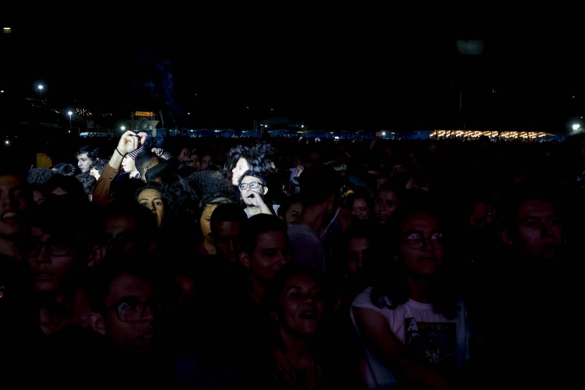 El clima ayudó a que miles de personas disfrutaran de las bandas durante toda la tarde y la noche. Foto: Santiago Mesa