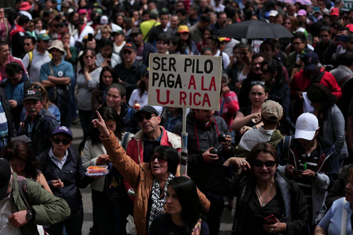Entre los reclamos de los docentes se encuentra que el programa “Ser Pilo Paga” termine, en su mayoría” financiando a las universidades privadas. FOTO: Colprensa