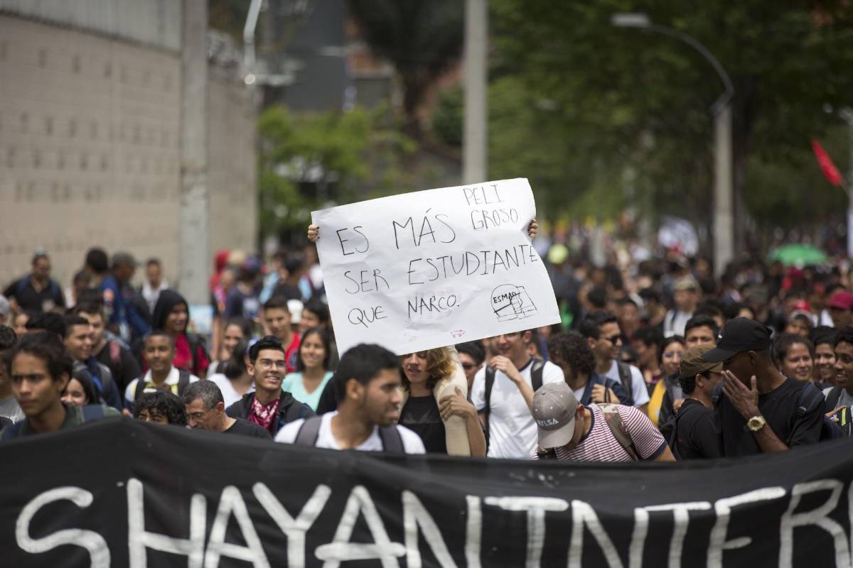 Según el reporte preliminar entregado por la Universidad de Antioquia, desde las 2:00 p. m. “suspendió sus actividades académicas, deportivas, culturales, recreativas y el servicio de bibliotecas”. FOTO EDWIN BUSTAMANTE
