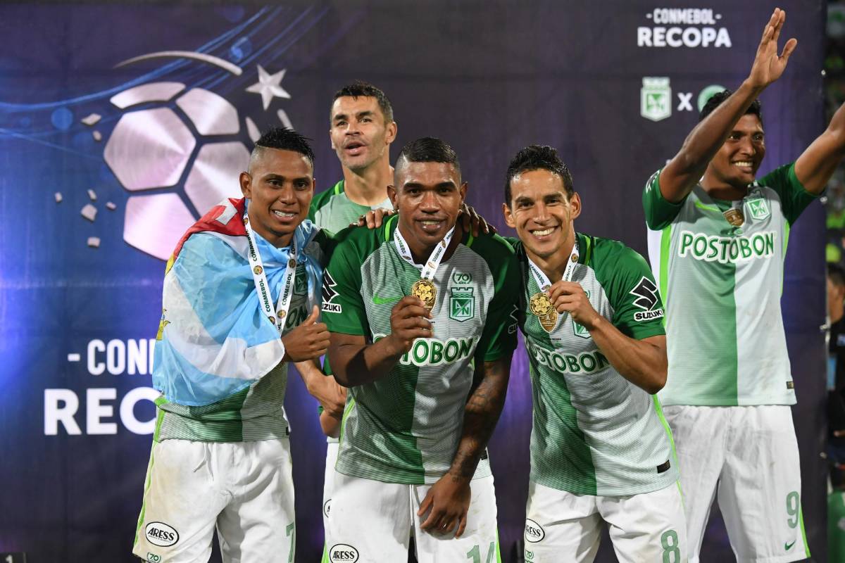 Jugadores de Nacional celebran el título. FOTO AFP