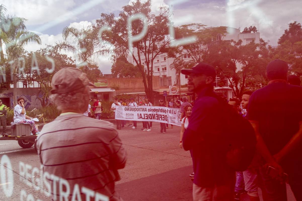 El miércoles de la semana pasada, la mesa instalada entre estudiantes y el Gobierno se levantó al no haber llegado a acuerdos básicos sobre las cifras que se manejan en torno a la crisis financiera de las universidades públicas. Foto: Santiago Mesa