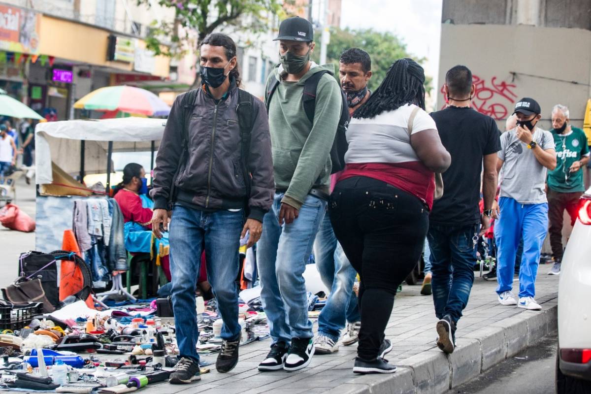 Con el aislamiento obligatorio de 10 de los barrios de los 19 que tiene la candelaria, comenzara la cuarentena selectivas de las comunas de Medellín. FOTO JAIME PÉREZ