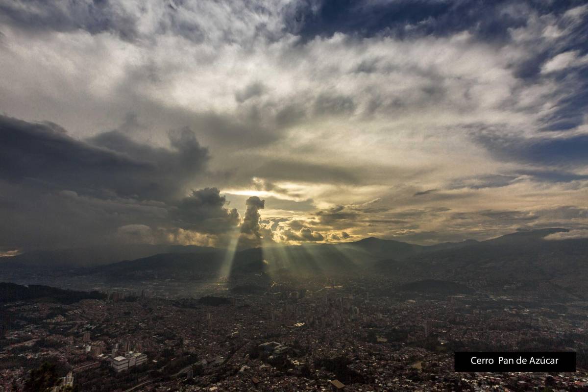 El cerro Pan de Azúcar se encuentra en la comuna ocho de Medellín. Foto Camilo Suárez
