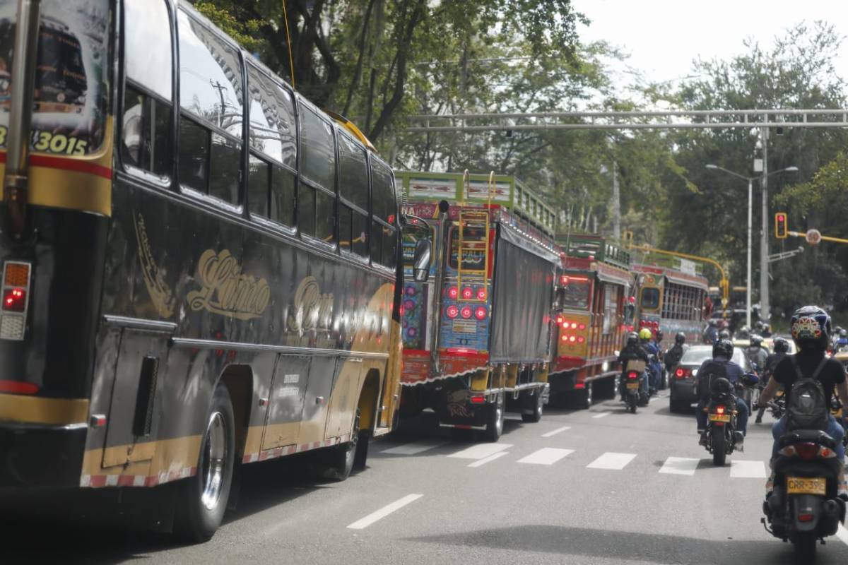 En cuanto a Envigado, se estipuló que los transportes especiales solo podrán circular con el conductor. Si algún vehículo de este tipo debe pasar por el municipio, tendrá que tramitar un permiso especial ante la Secretaría de Movilidad. FOTO CAMILO SUÁREZ
