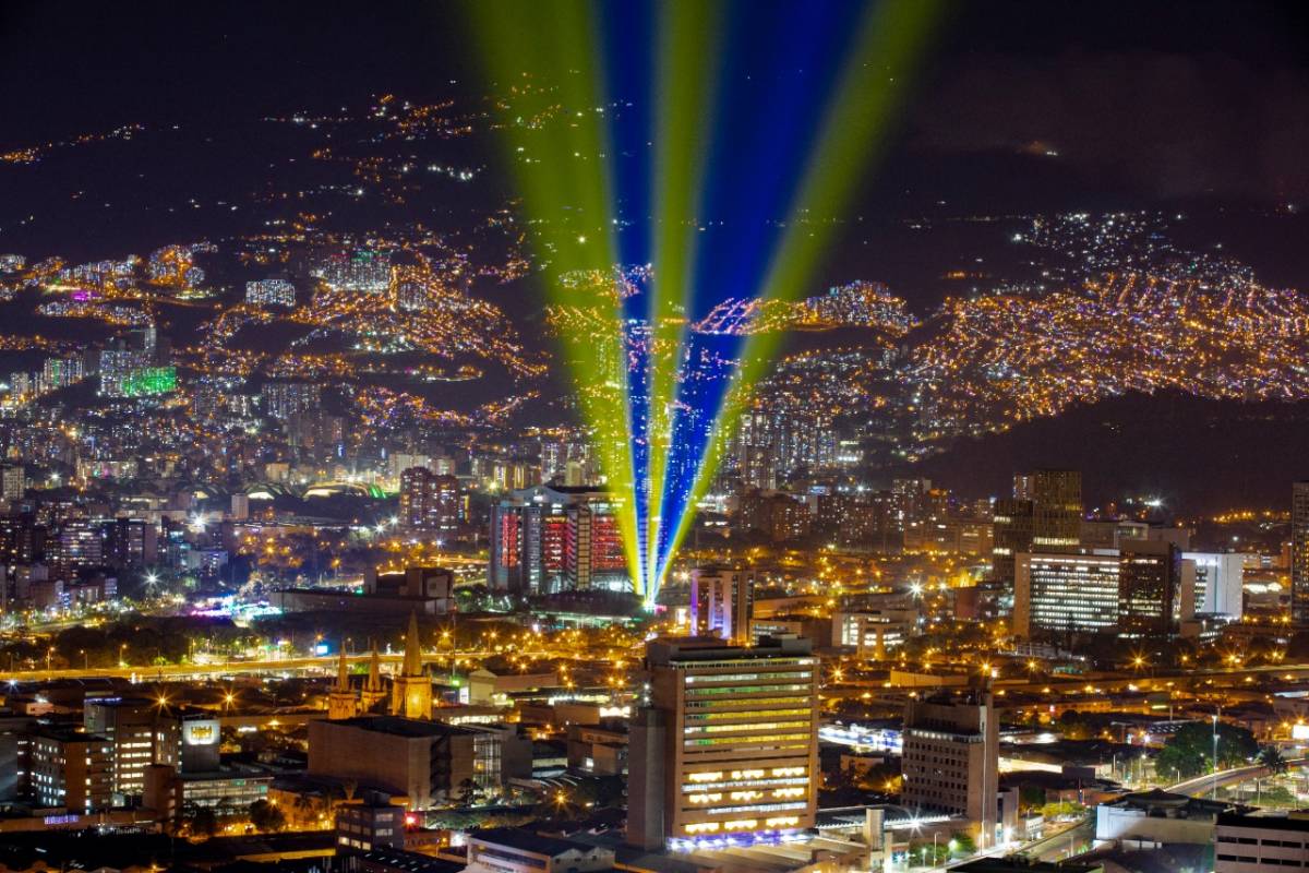 Este proyecto representa una idea de cambio que invita a la ciudad a disfrutar de otra manera la época más esperada del año. Foto. Jaime Pérez