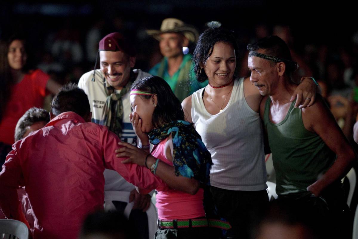 La agrupación “Los rebeldes del sur”, los cuales animaron la tarde el domingo, nacieron hace 10 años y en ese momento contaron con el beneplácito de “Fabián Ramírez”, otro de los comandantes de las Farc. FOTO AP