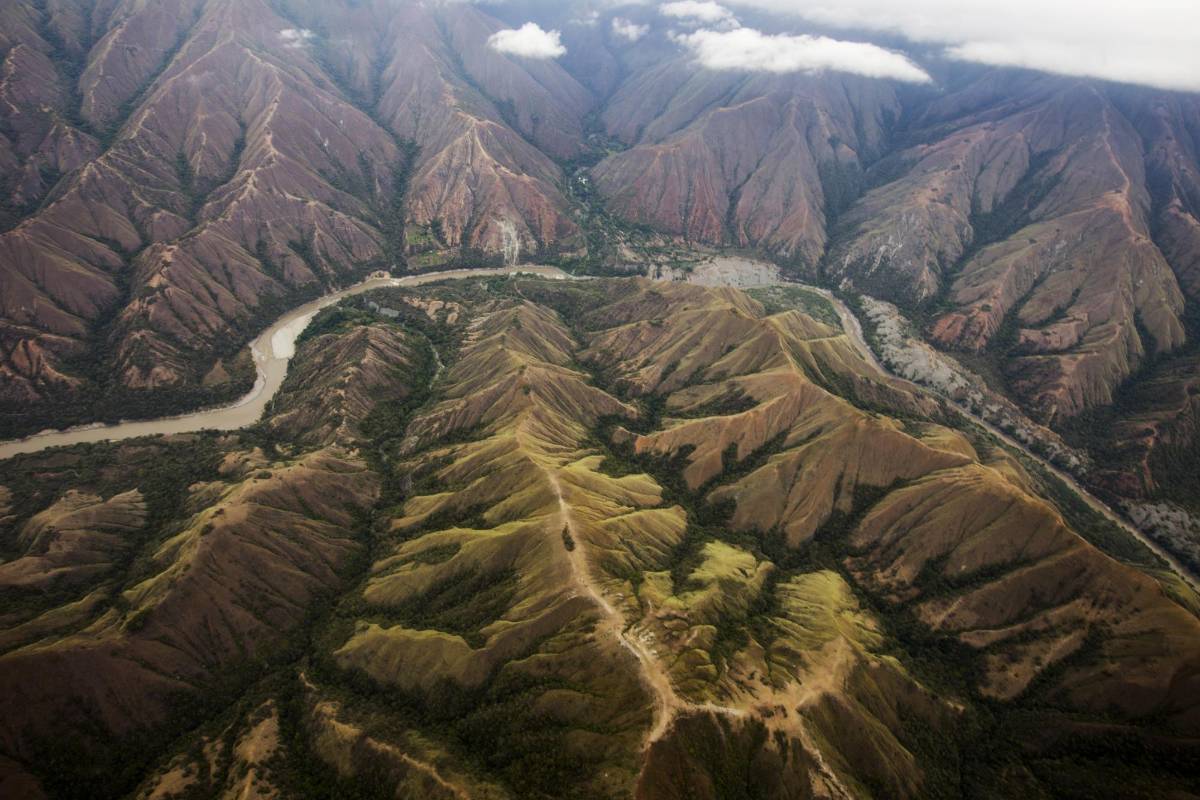 El río Cauca pasa por Antioquia e influencia el occidente y el norte del departamento. Foto: Esteban Vanegas