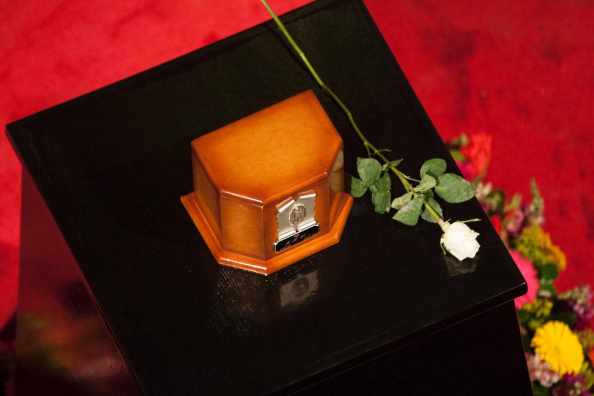 El homenaje seguirá en la noche de este lunes. FOTO AFP