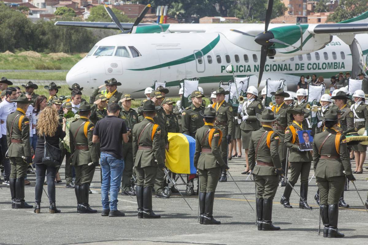 Él y Cristian Camilo Maquilon son 2 de las 21 víctimas del atentado terrorista en Bogotá. Foto: Edwin Bustamante