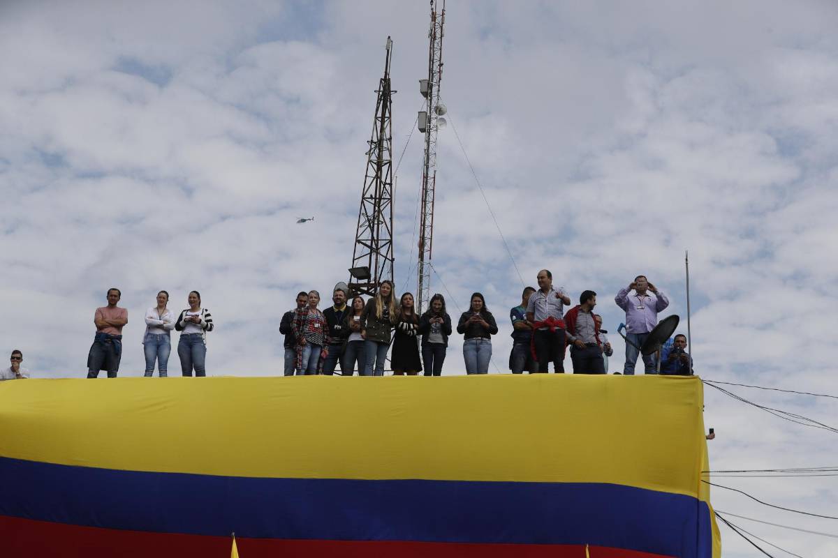 Segunda etapa del Tour Colombia 2.1 en la que participan 28 equipos. FOTOS JUAN ANTONIO SÁNCHEZ, MANUEL SALDARRIAGA Y JUAN DAVID ÚSUGA