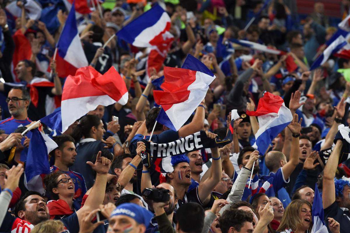 Con un solitario gol de Samuel Umtiti los franceses se metieron en la final de la Copa del Mundo y dejaron por fuera a la sorprendente Bélgica, que ahora disputará el partido por el tercer puesto. Foto : AFP