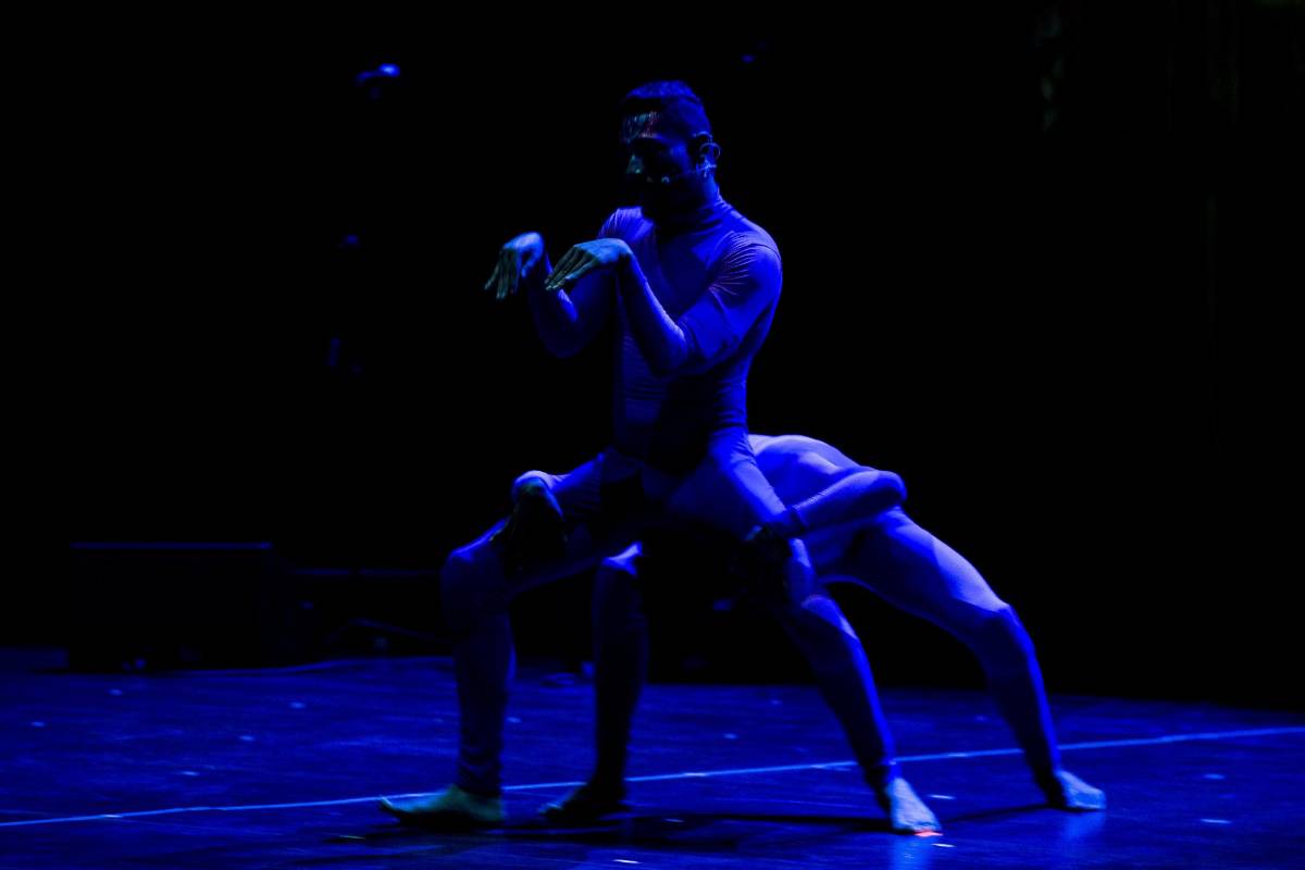 Un espectáculo dinámico, lleno de movimiento y color. La música, la danza. Foto: Santiago Mesas