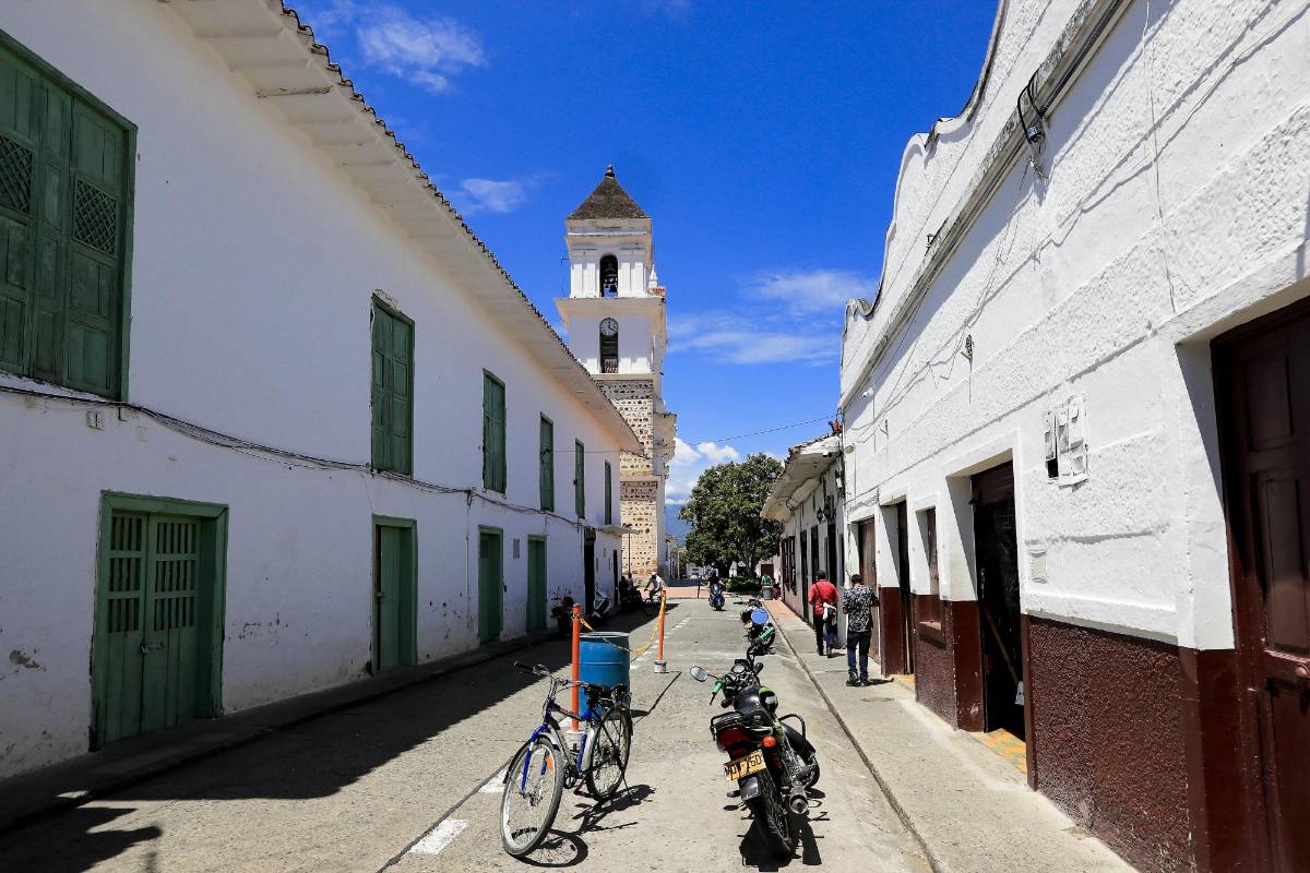 Recorrido por el Municipio de Santa Fe de Antioquía para ver la reactivación del comercio . Foto: Jaime Pérez Munévar