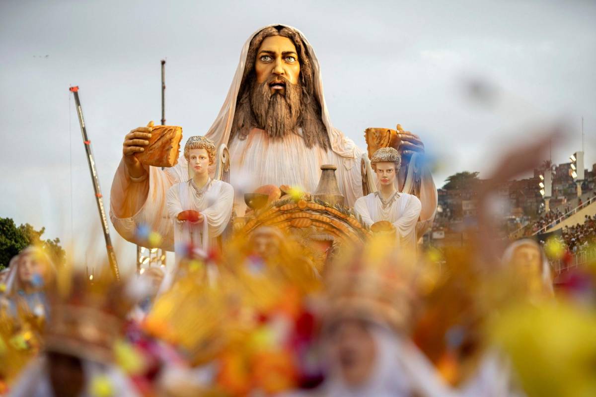 En total, catorce escuelas desfilarán durante el carnaval. Foto: AFP MAURO PIMENTEL