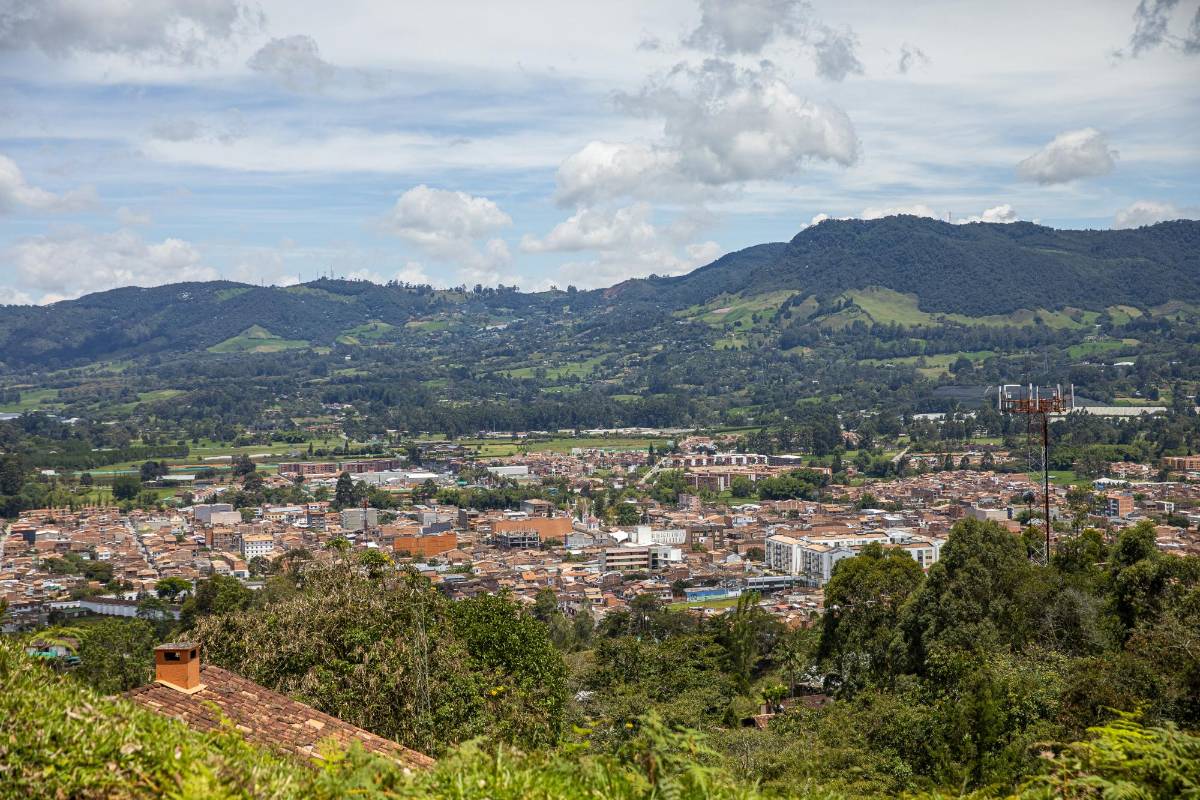 La Ceja, ubicada a 45 minutos de Medellín, cuenta aproximadamente con 55.000 habitantes. FOTO CARLOS VELÁSQUEZ