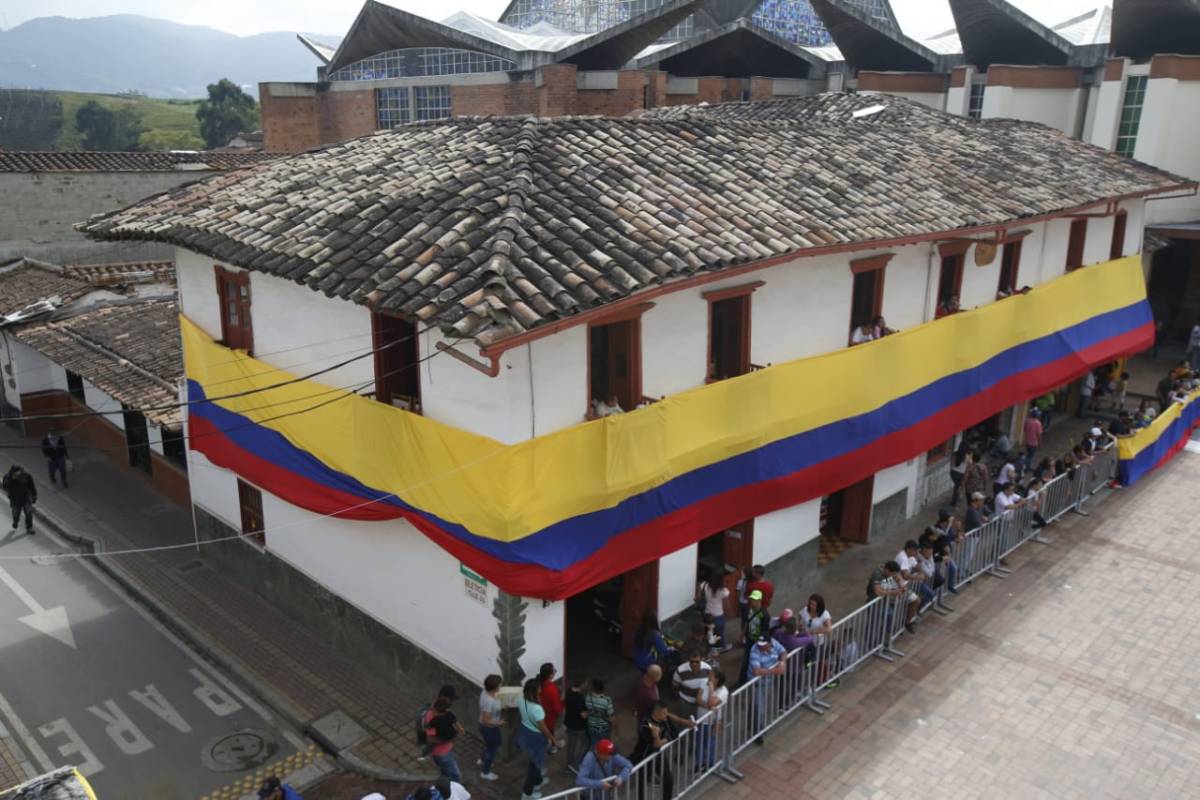 Segunda etapa del Tour Colombia 2.1 en la que participan 28 equipos. FOTOS JUAN ANTONIO SÁNCHEZ, MANUEL SALDARRIAGA Y JUAN DAVID ÚSUGA