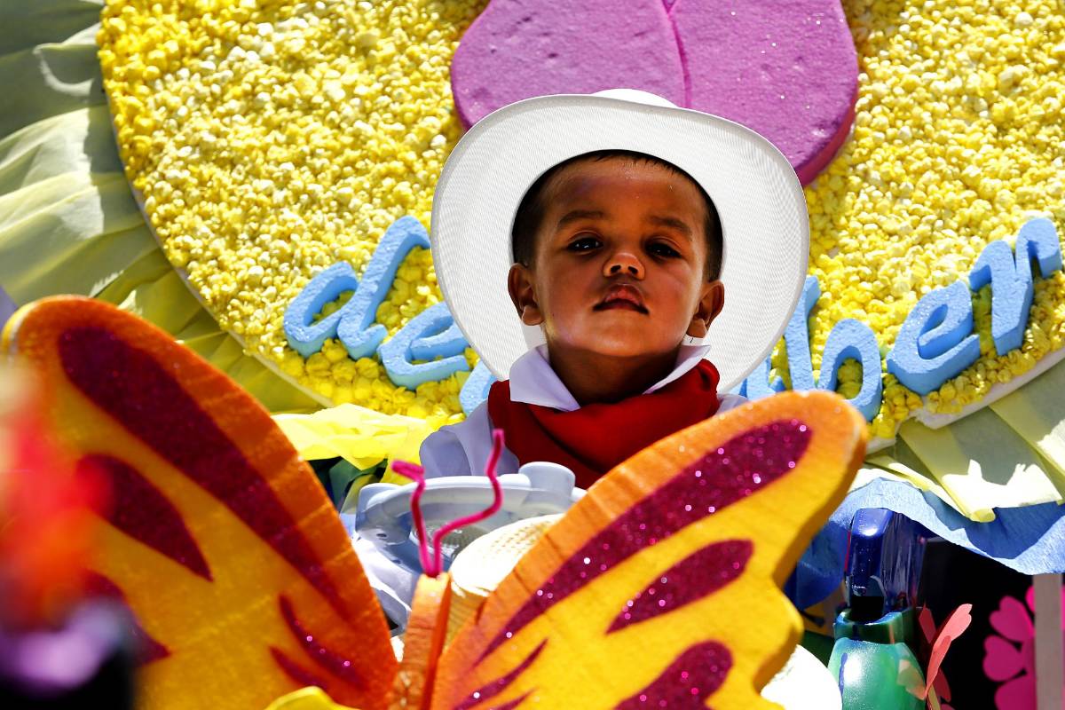 Desde las diez de la mañana se dieron cita los niños y sus orgullosas familias. FOTO HENRY AGUDELO