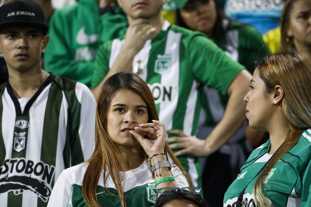 Una jornada de tristeza para los Hinchas verdes. Foto: Manuel Sagarriaga