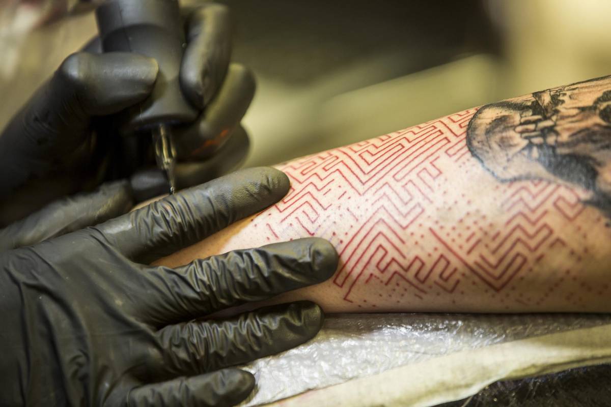 Los artistas tuvieron bastante trabajo en Plaza Mayor. FOTO Carlos Velásquez