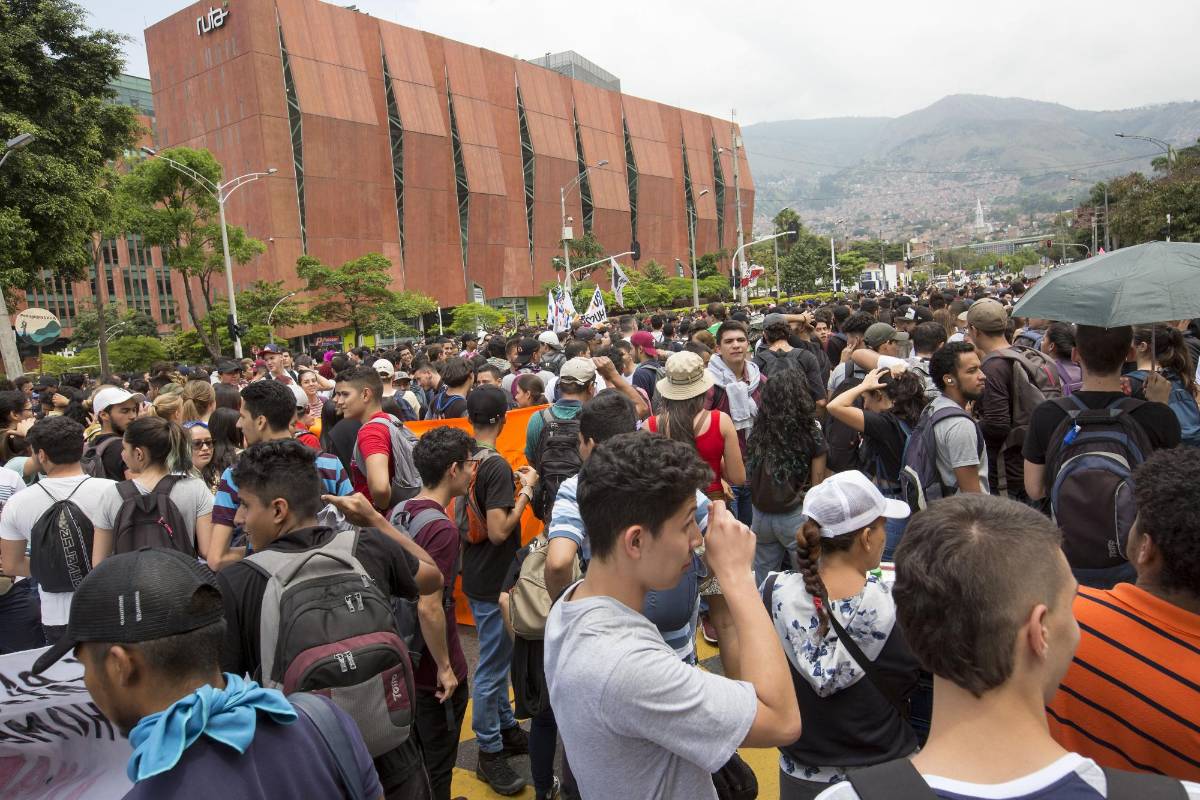 También aseguran que protestan “por el ánimo de lucro en la educación superior”. FOTO EDWIN BUSTAMANTE